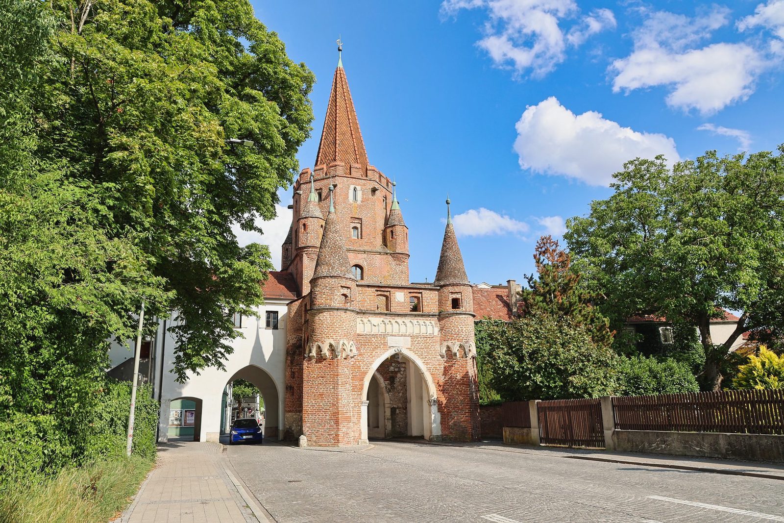 Old Town & Sights